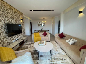 Cozy HavenGrand -CountryView-55'TV-With Lift.